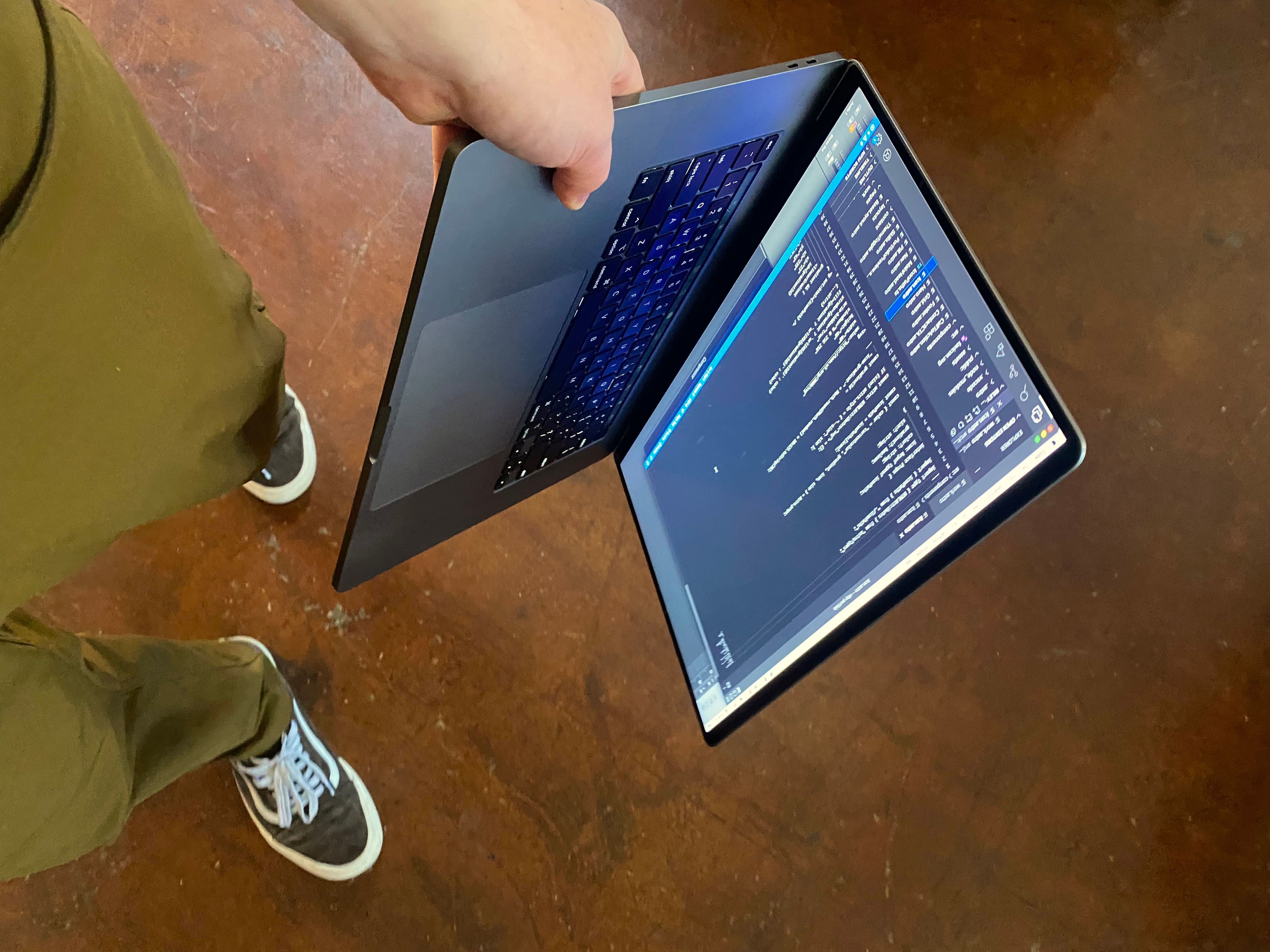 This is how devs carry their laptops